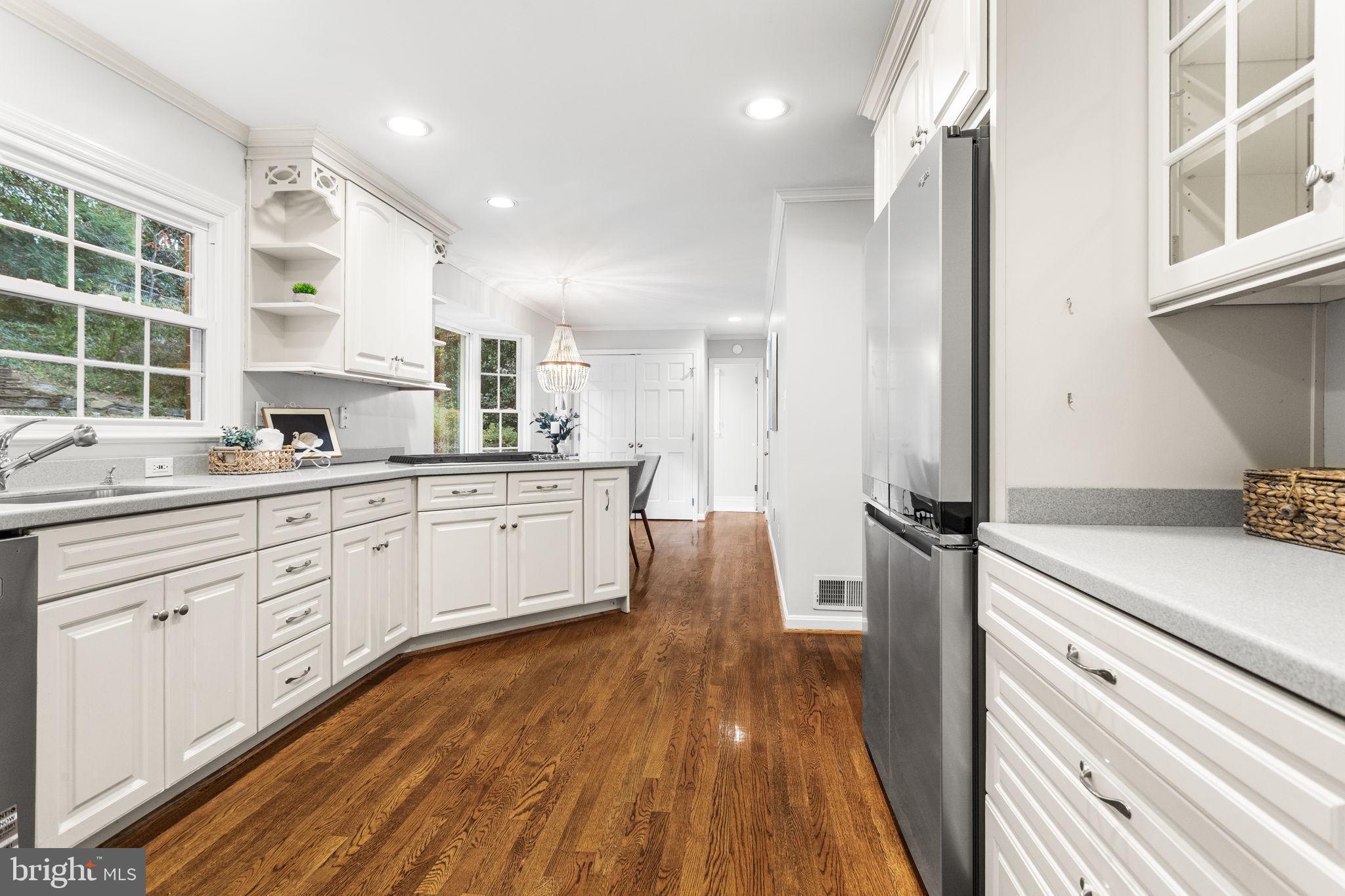 7404 Rippon Road Alexandria, VA 22307 - Photo 9 of 28