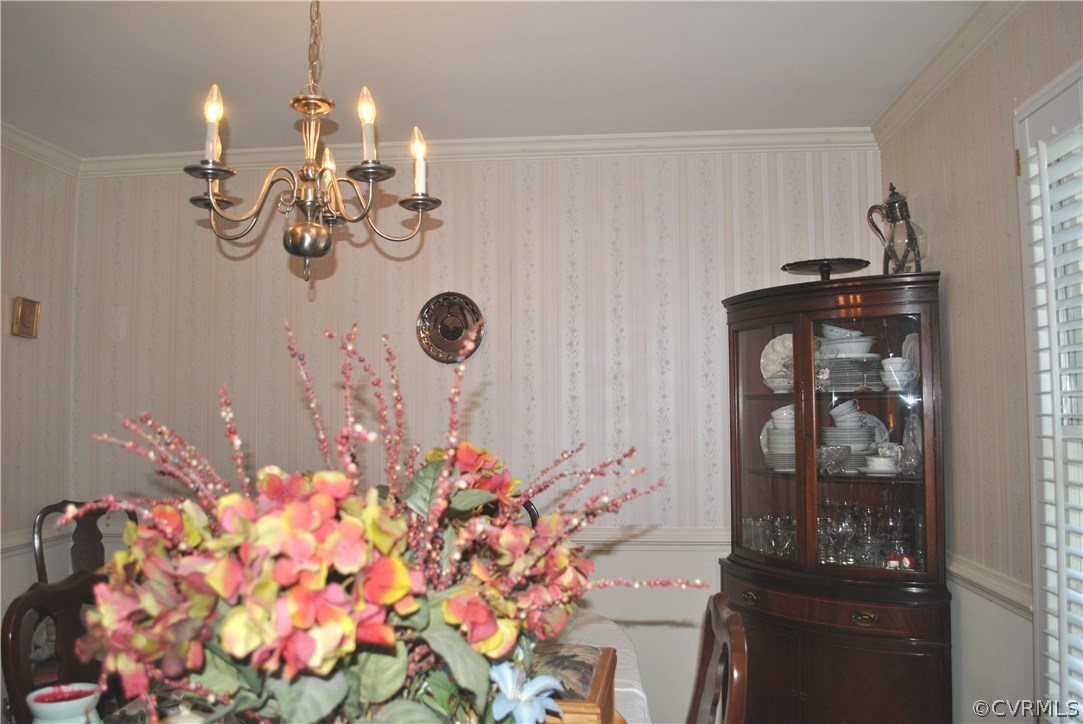 10318 Warren Road Glen Allen, VA 23060 - Photo 9 of 24 Gallery Image 9
