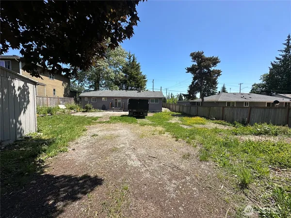 $510,000 | 11918 4th Avenue West, Everett, WA 98204