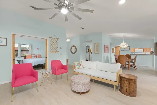 $560,000 | 25 Cottagegate Court, Palm Coast, FL 32137