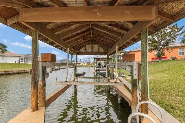 $560,000 | 25 Cottagegate Court, Palm Coast, FL 32137