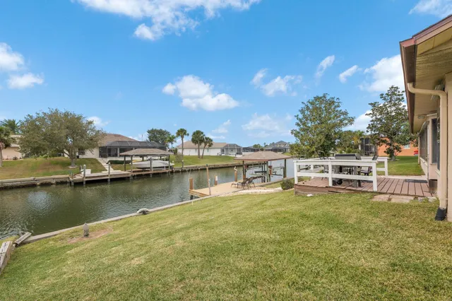 $560,000 | 25 Cottagegate Court, Palm Coast, FL 32137