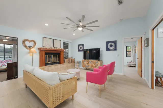 $560,000 | 25 Cottagegate Court, Palm Coast, FL 32137