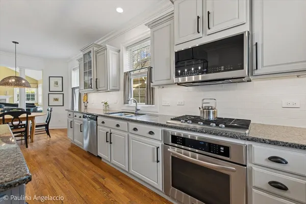 $1,299,000 | 528 South Cook Street, Barrington, IL 60010