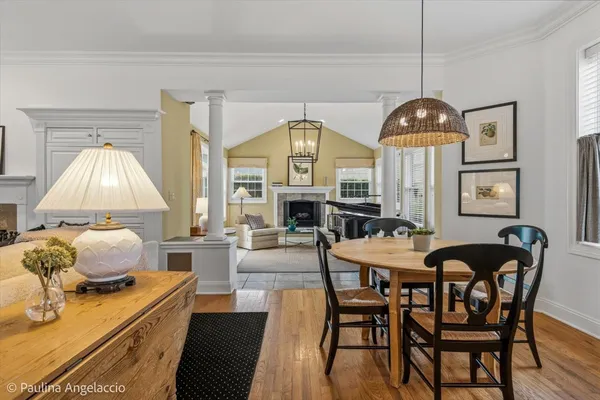 $1,299,000 | 528 South Cook Street, Barrington, IL 60010