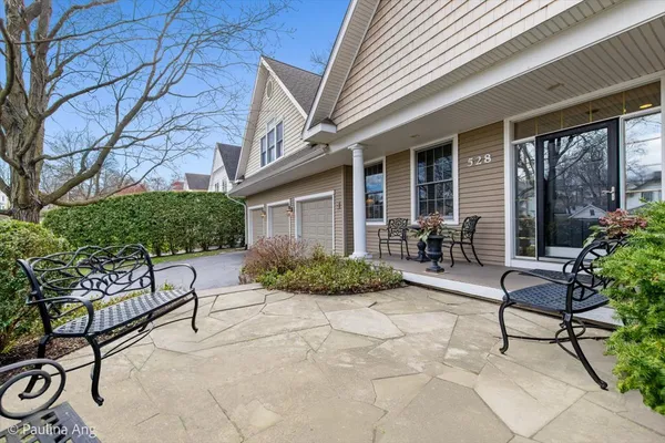 $1,299,000 | 528 South Cook Street, Barrington, IL 60010