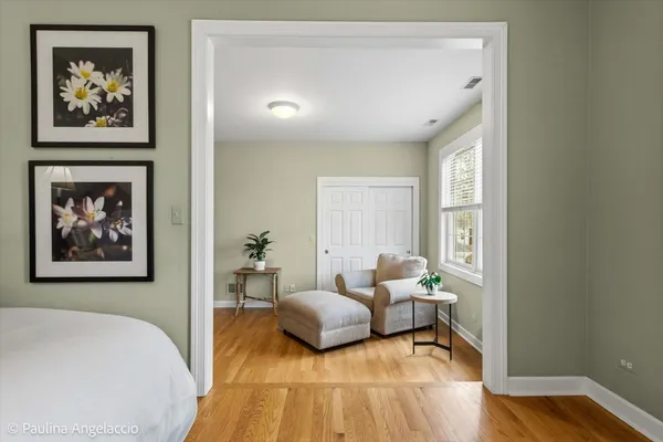 $1,299,000 | 528 South Cook Street, Barrington, IL 60010
