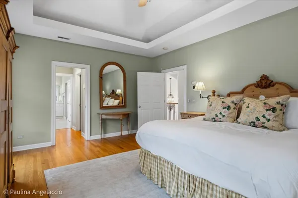 $1,299,000 | 528 South Cook Street, Barrington, IL 60010