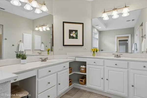 $1,299,000 | 528 South Cook Street, Barrington, IL 60010