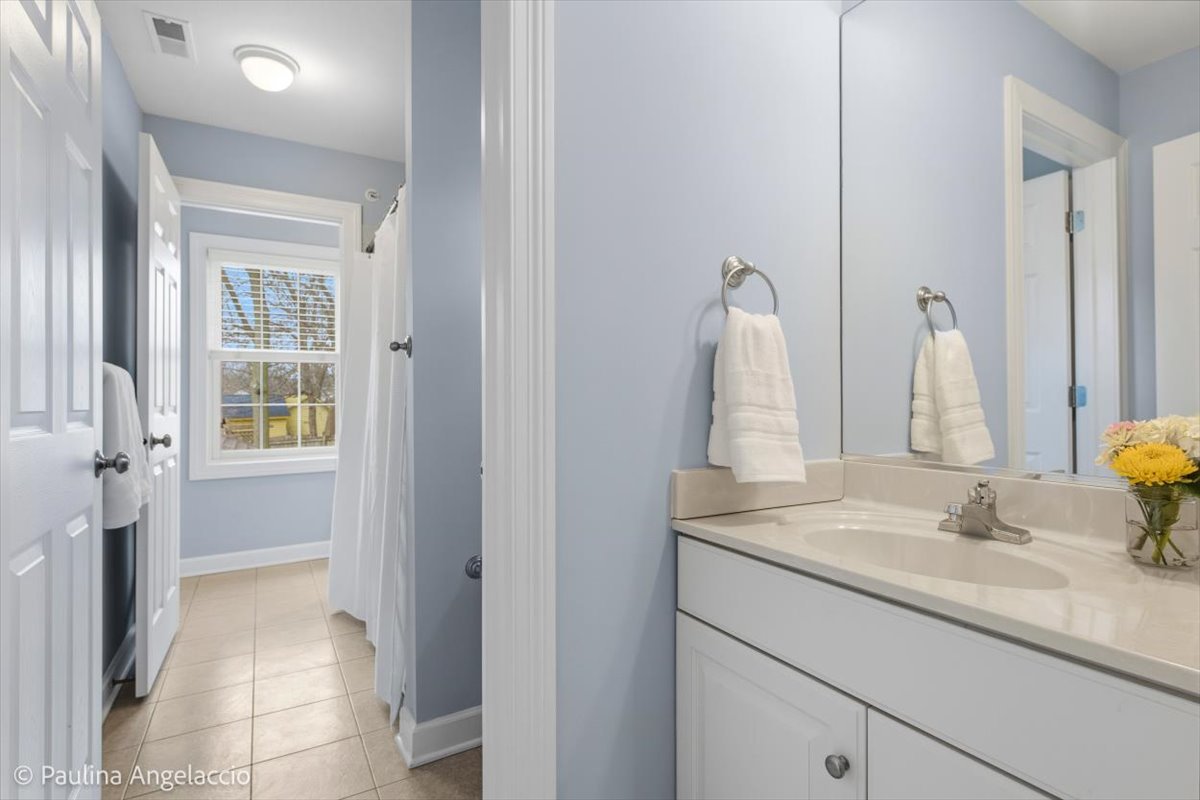 528 South Cook Street Barrington, IL 60010 - Photo 31 of 51