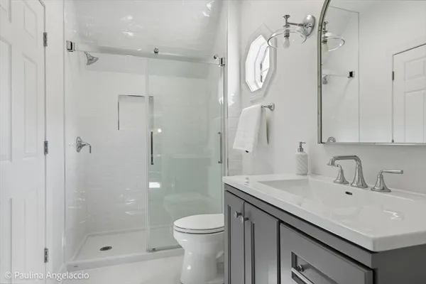 $1,299,000 | 528 South Cook Street, Barrington, IL 60010
