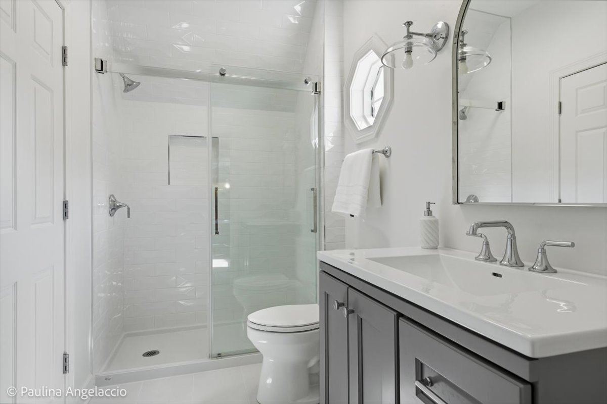 528 South Cook Street Barrington, IL 60010 - Photo 38 of 51