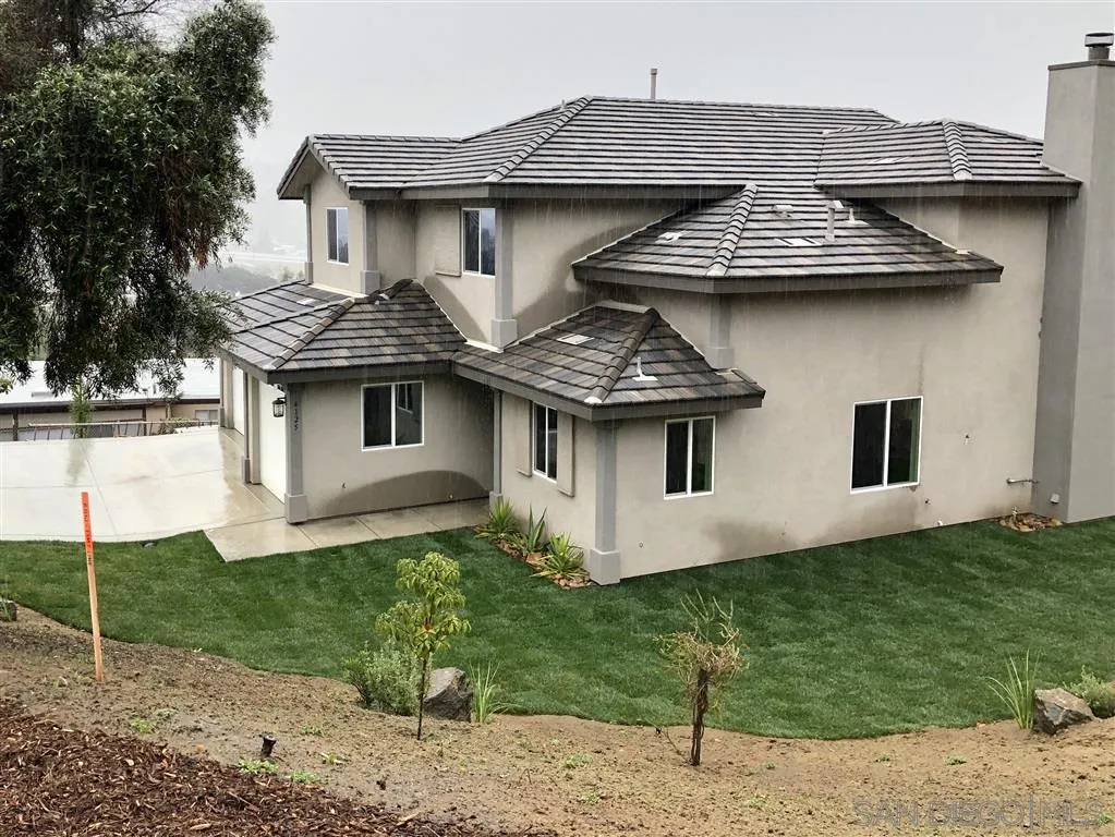 4125 North Rogers Road Spring Valley, CA 91977 - Photo 2 of 13 Gallery Image 2
