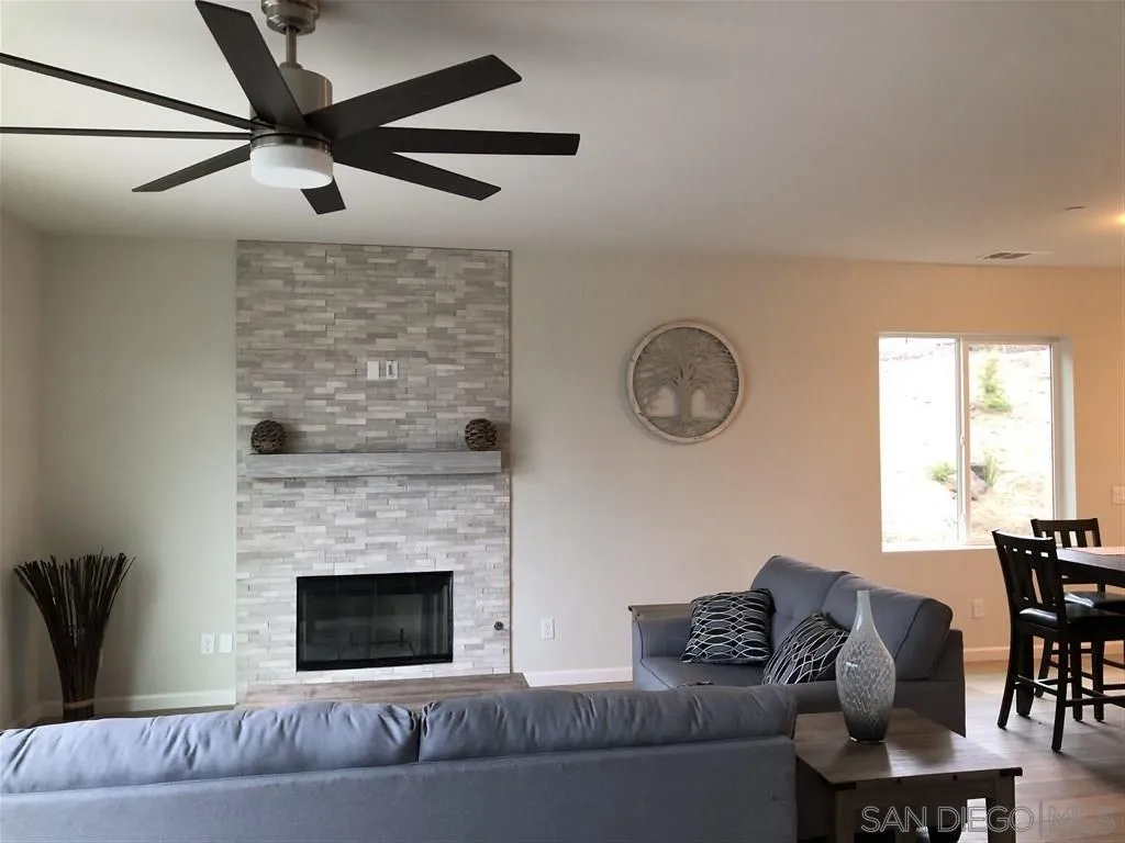 4125 North Rogers Road Spring Valley, CA 91977 - Photo 6 of 13 Gallery Image 6