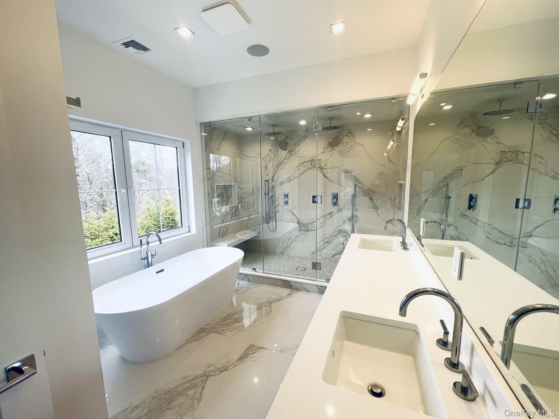 354 St Andrews Road Southampton, NY 11968 - Photo 15 of 37