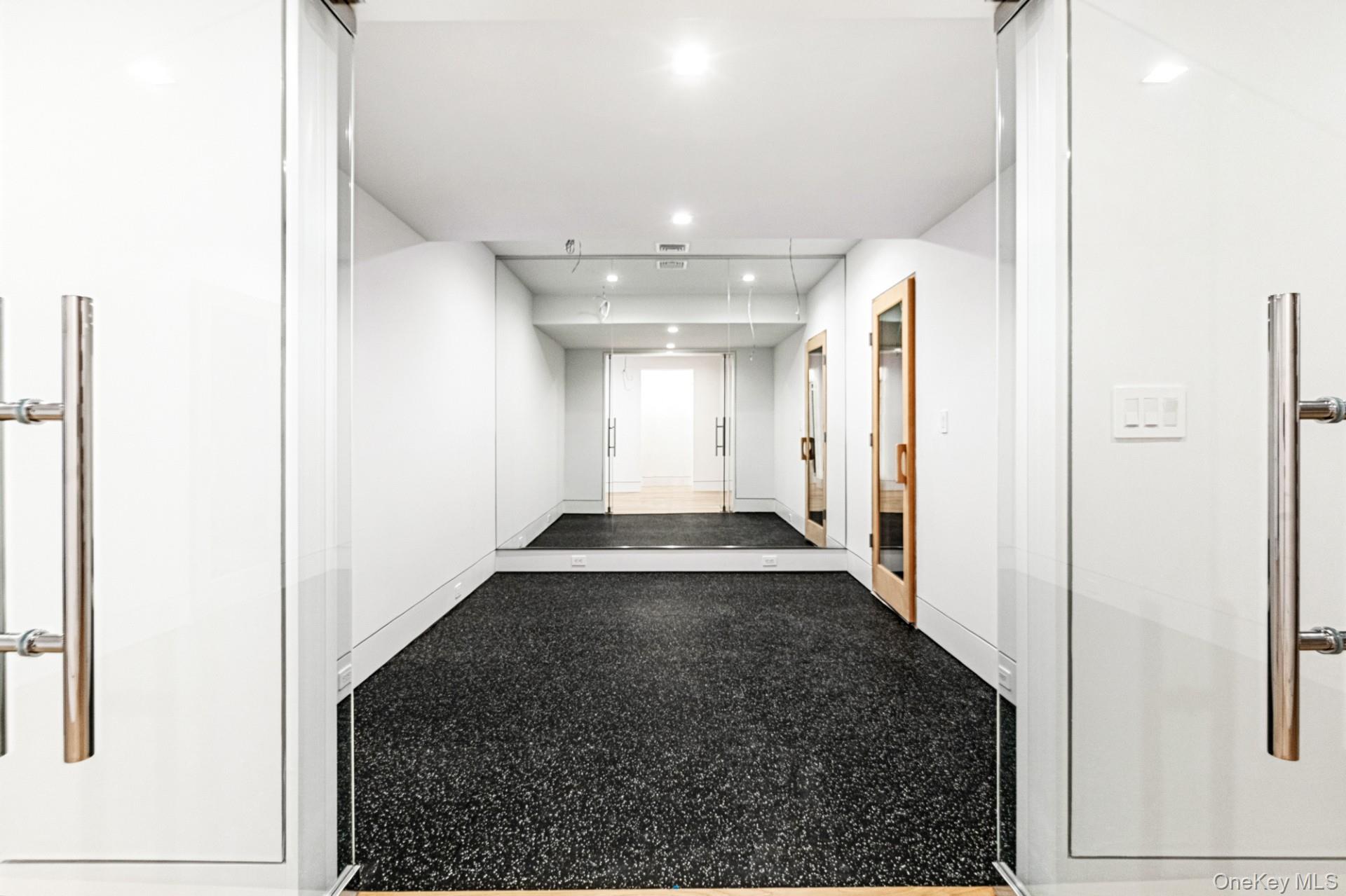 354 St Andrews Road Southampton, NY 11968 - Photo 18 of 37