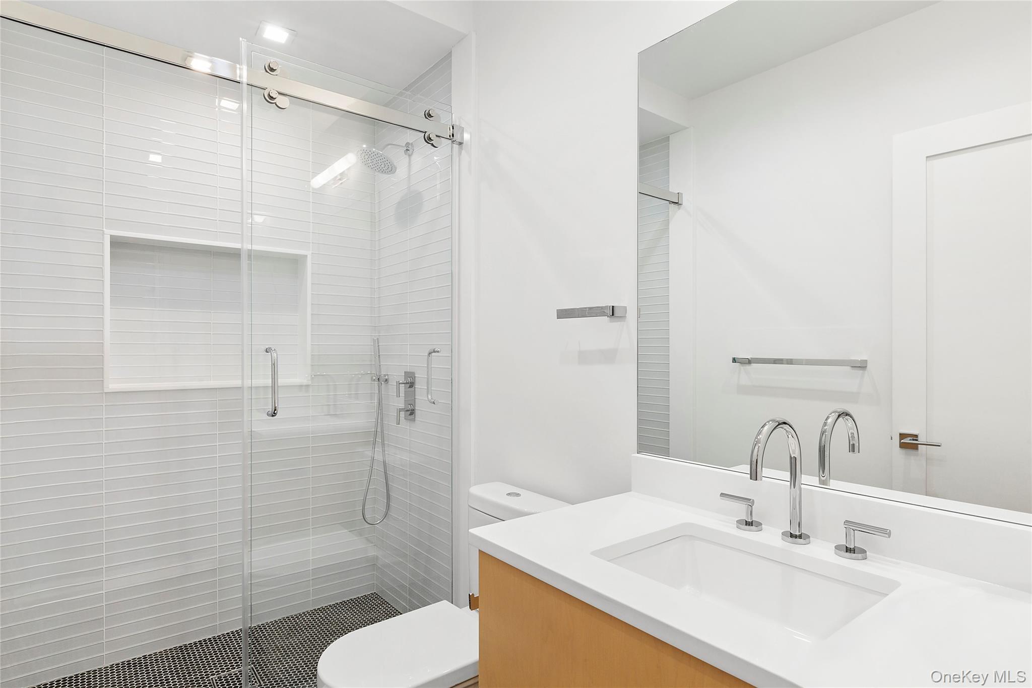 354 St Andrews Road Southampton, NY 11968 - Photo 31 of 37