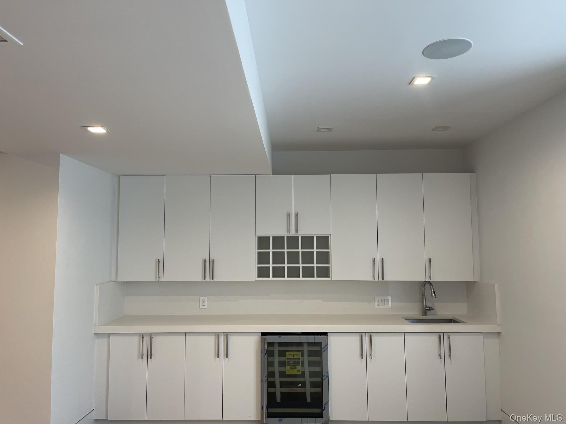 354 St Andrews Road Southampton, NY 11968 - Photo 34 of 37