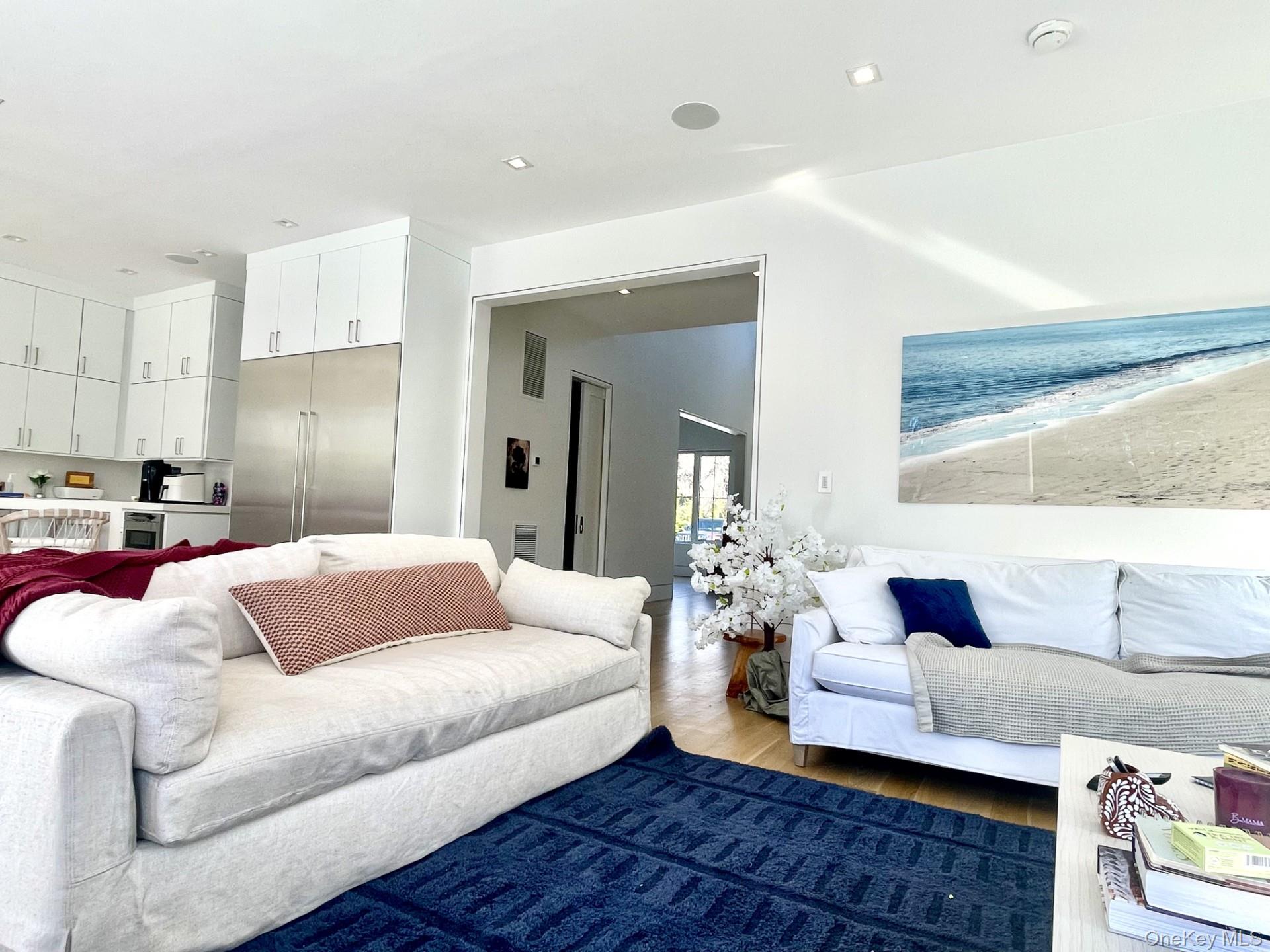 354 St Andrews Road Southampton, NY 11968 - Photo 10 of 37