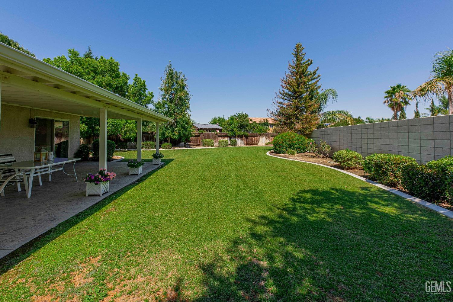 Undisclosed Address Bakersfield, CA 93312 - Photo 37 of 41 a view of a backyard