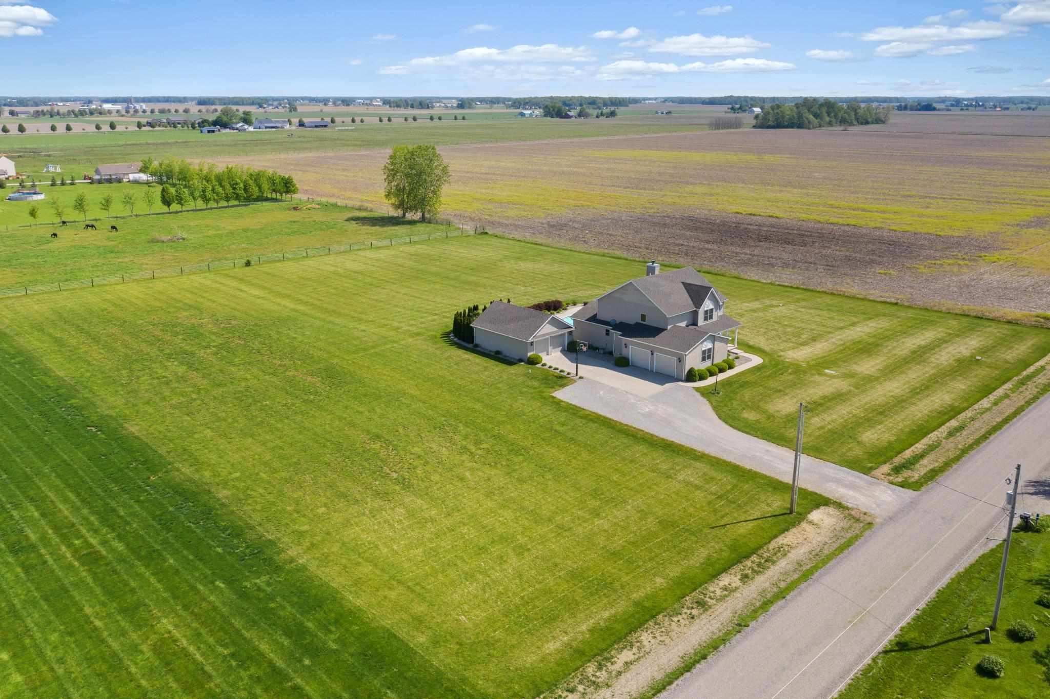 18105 Ehle Road Woodburn, IN 46797 - Photo 5 of 36