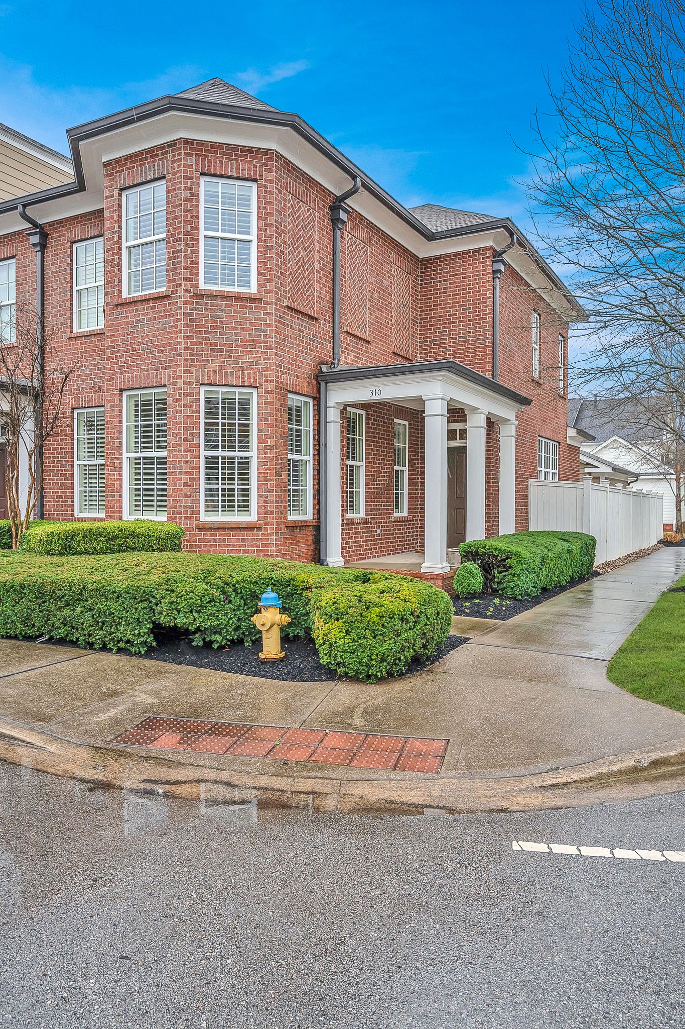 310 Byron Way Franklin, TN 37064 - Photo 2 of 33