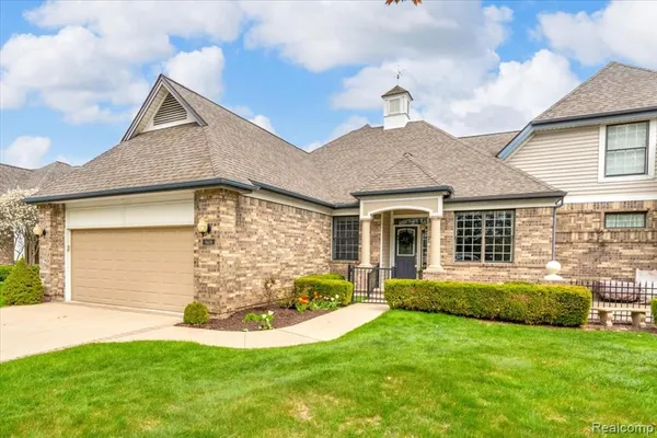 $545,000 | 1628 Edison Shores Lane, Port Huron, MI 48060