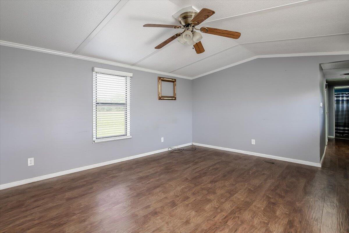 1009 Old State Rte 34 Jonesborough, TN 37659 - Photo 7 of 23 7