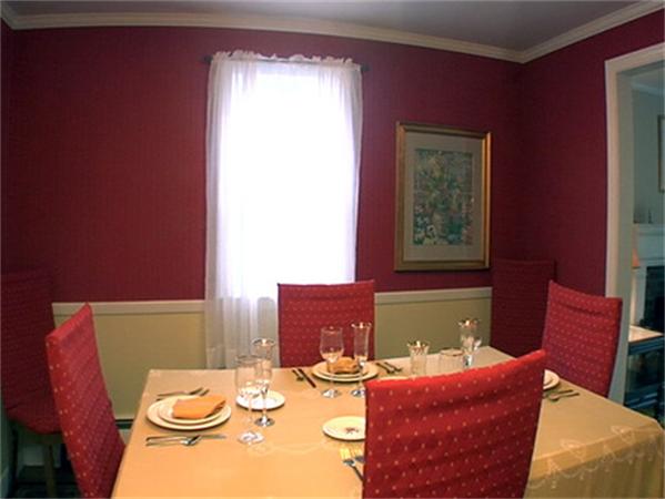 73 Henderson Street Needham, MA 02492 - Photo 3 of 13 Gallery Image 3