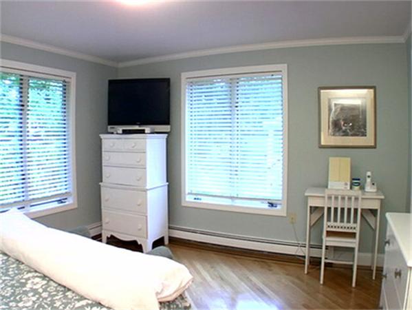 73 Henderson Street Needham, MA 02492 - Photo 7 of 13 Gallery Image 7