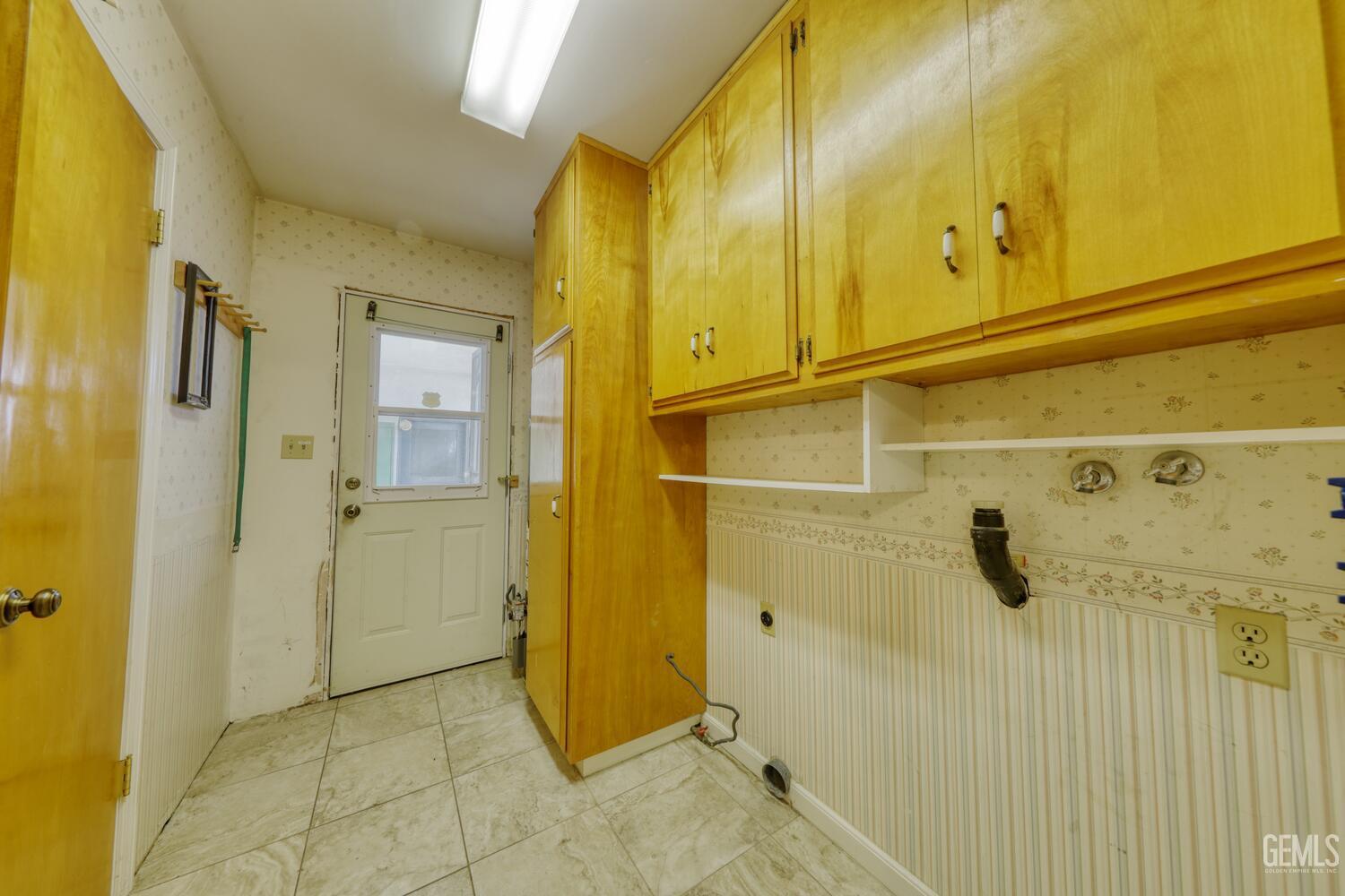 Undisclosed Address Tehachapi, CA 93561 - Photo 24 of 47