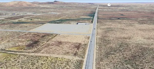 $200,000 | 76 Rosamond, Rosamond, CA 93560