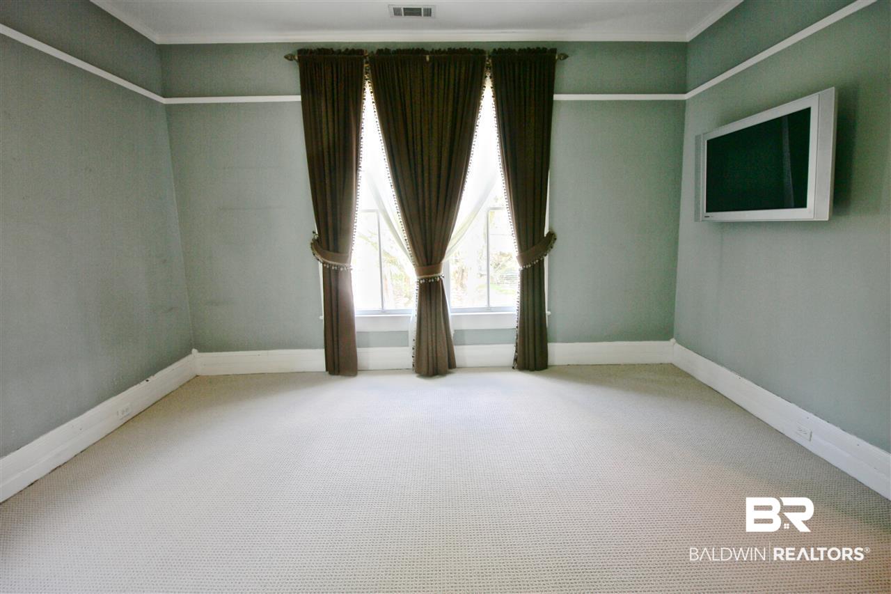 1703 Dauphin Street Mobile, AL 36604 - Photo 17 of 36