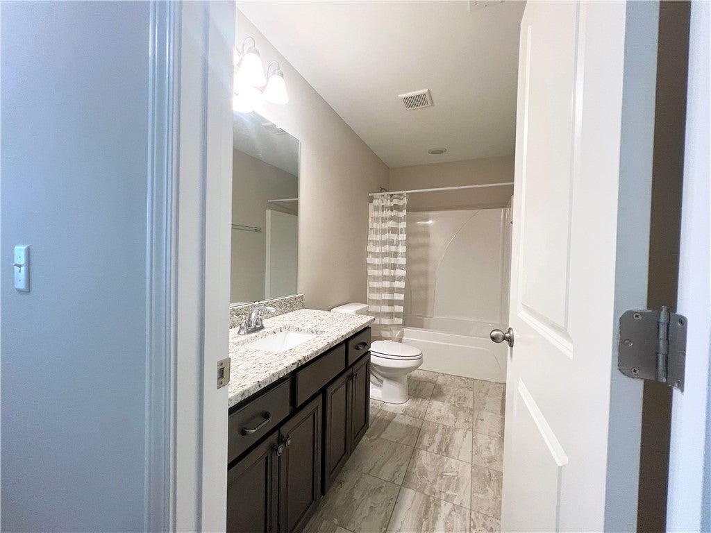2702 Compass Point Opelika, AL 36801 - Photo 11 of 35 Gallery Image 11