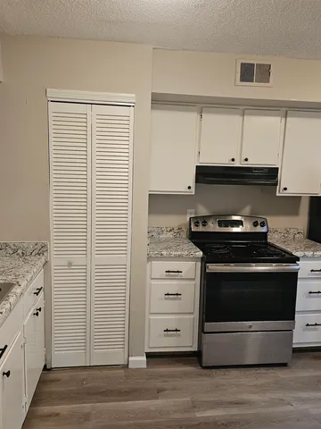 $1,050 | 5233 Flowering Peach Drive, Memphis, TN 38115