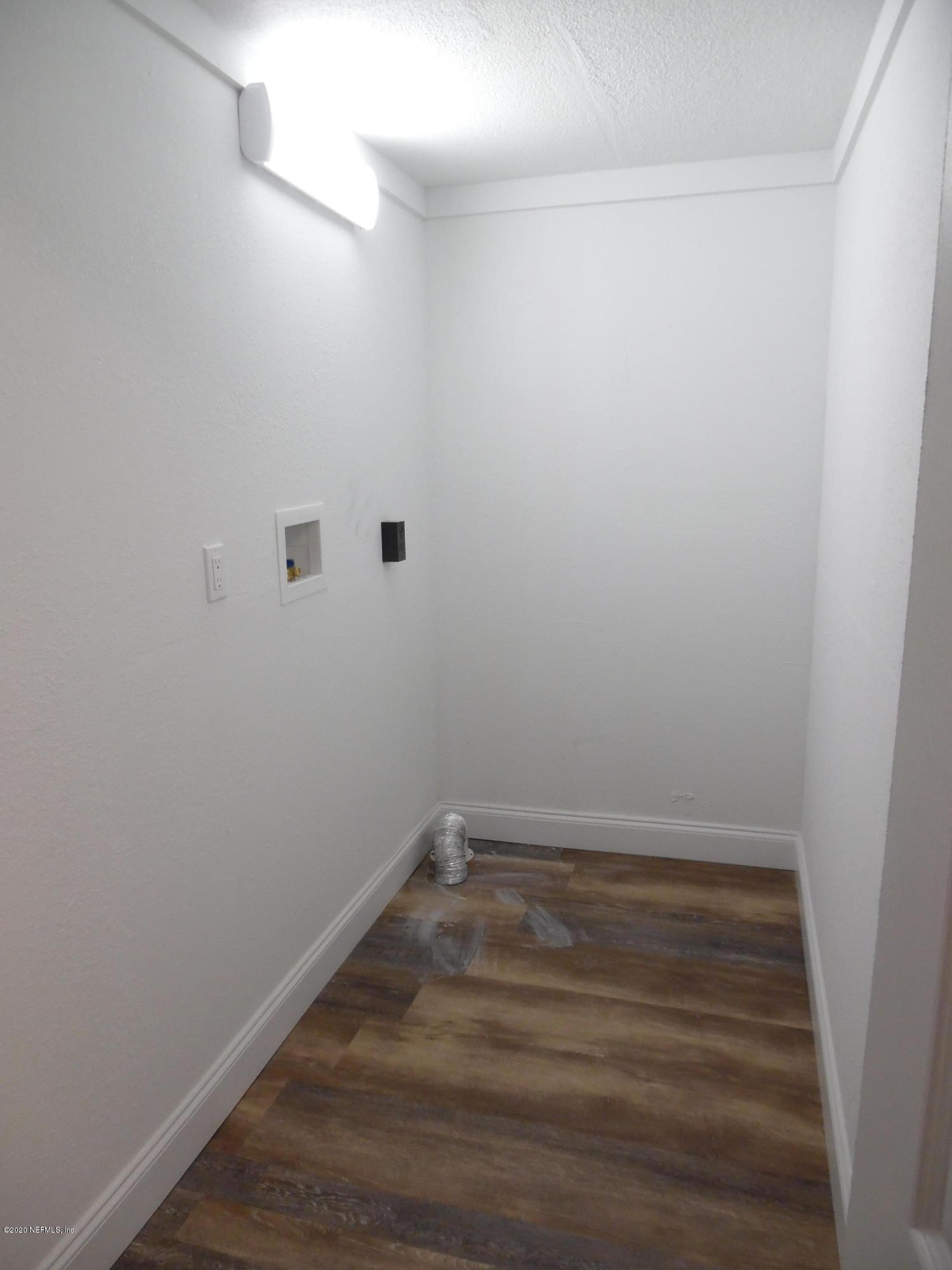 620 Southwest Field Avenue Keystone Heights, FL 32656 - Photo 52 of 68 a view of a small space with wooden floor