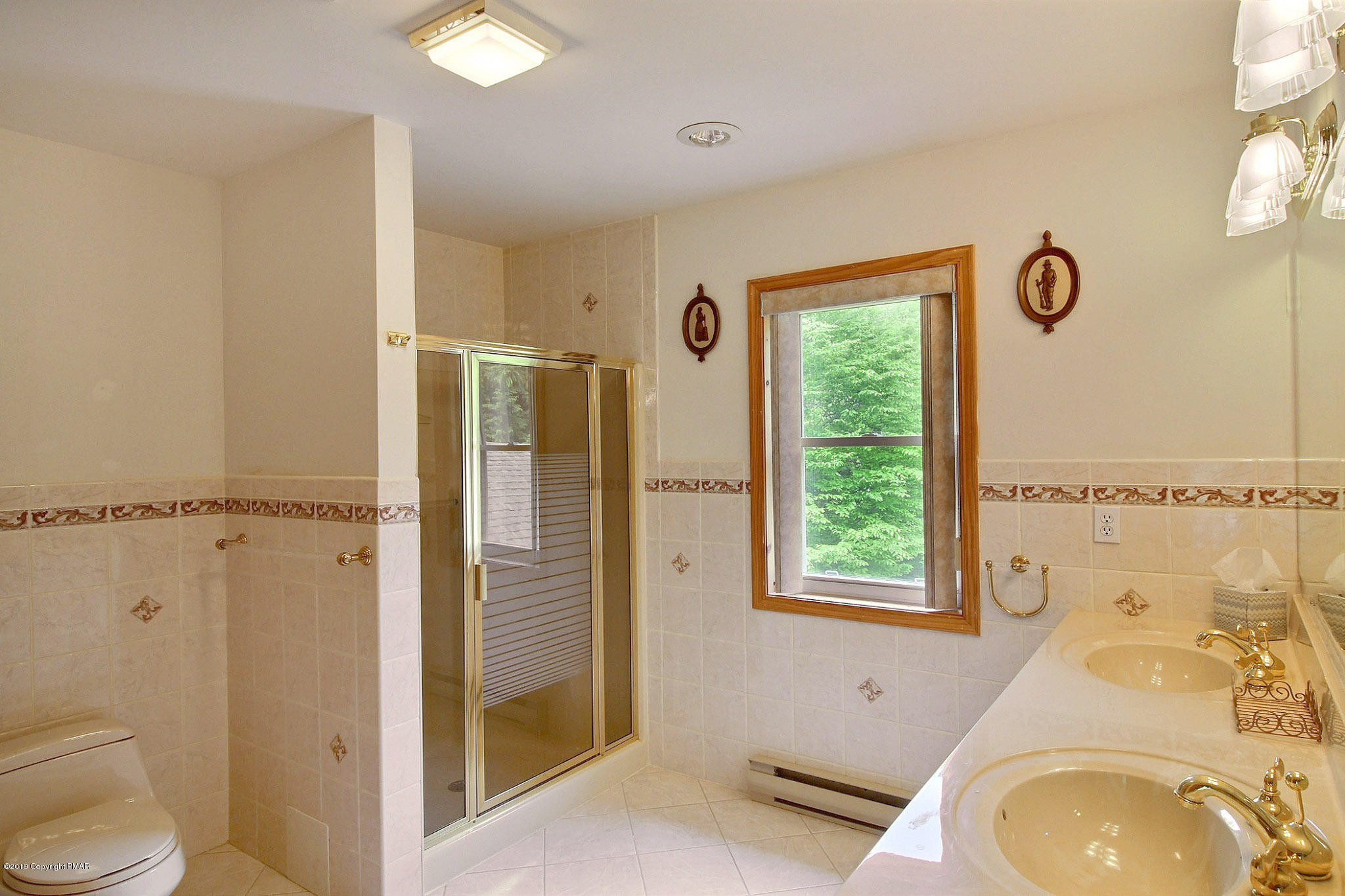 58 Bender Road Gouldsboro, PA 18424 - Photo 31 of 41 Main Bath