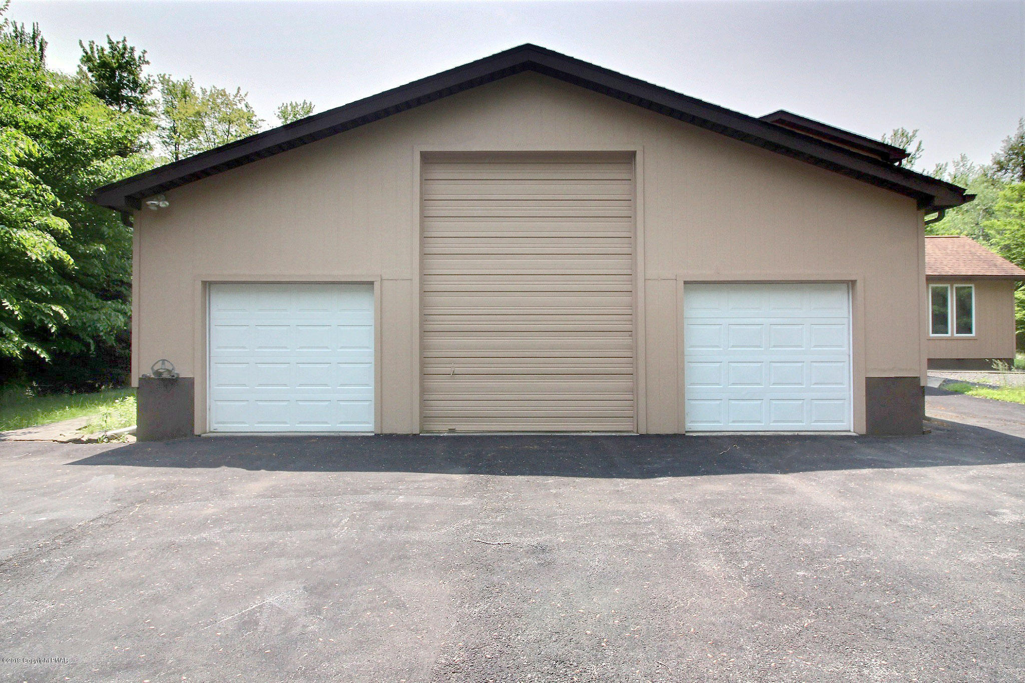 58 Bender Road Gouldsboro, PA 18424 - Photo 36 of 41 Garage