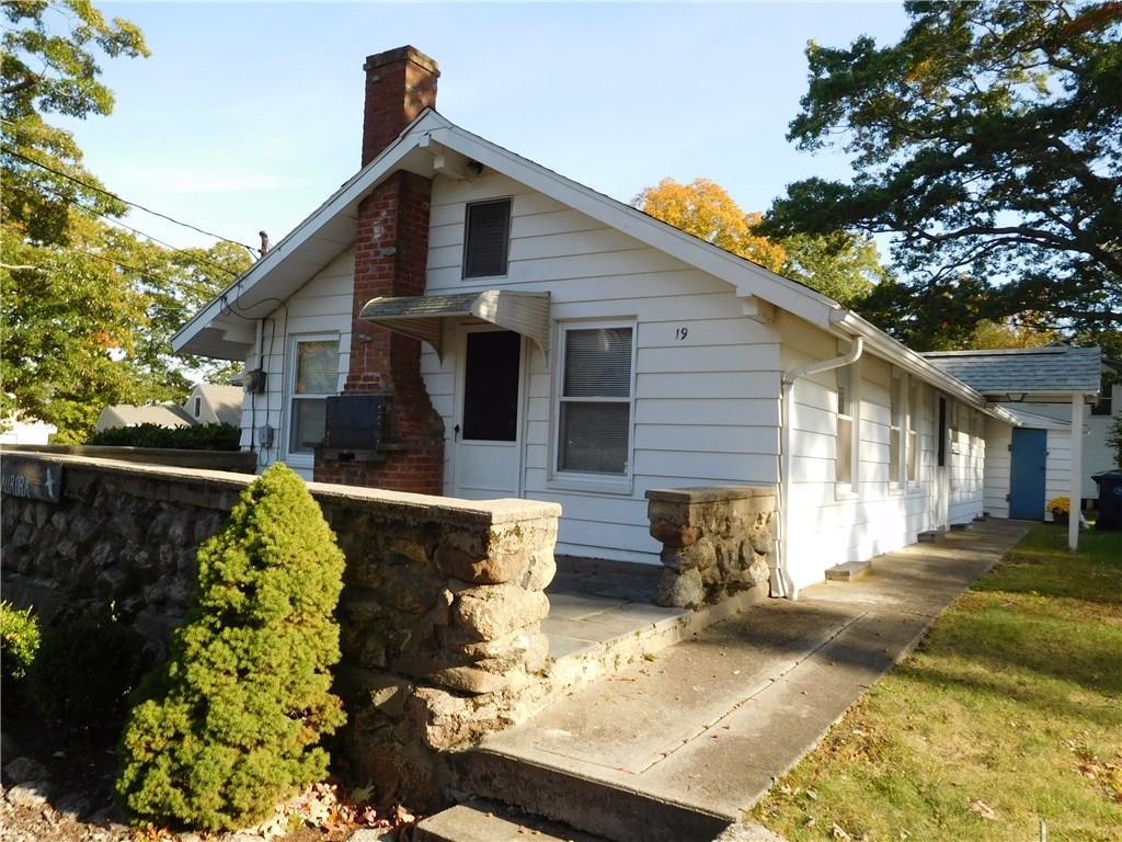19 Walnut Road Old Lyme, CT 06371 - Photo 1 of 1 Exterior front