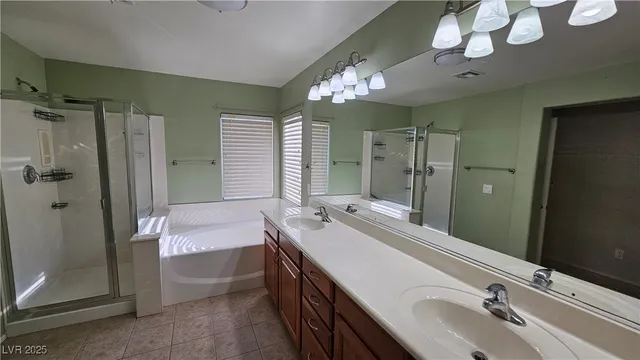 $2,040 | 9267 Grassy Weep Court, Las Vegas, NV 89178