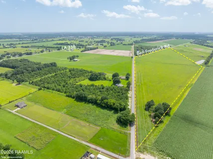 $867,600 | 6600-blk Adier Road, Abbeville, LA 70510