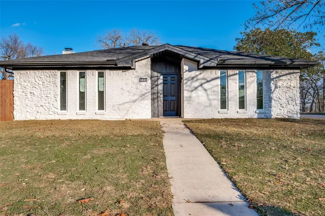 $379,900 | 116 Cooper Drive, Hurst, TX 76053