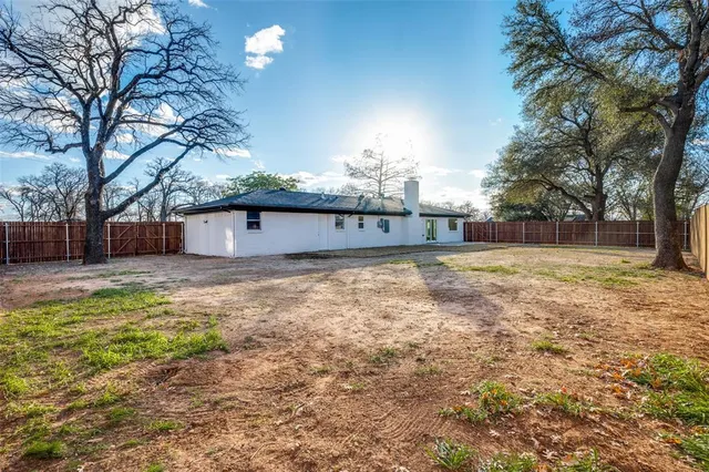 $369,900 | 116 Cooper Drive, Hurst, TX 76053