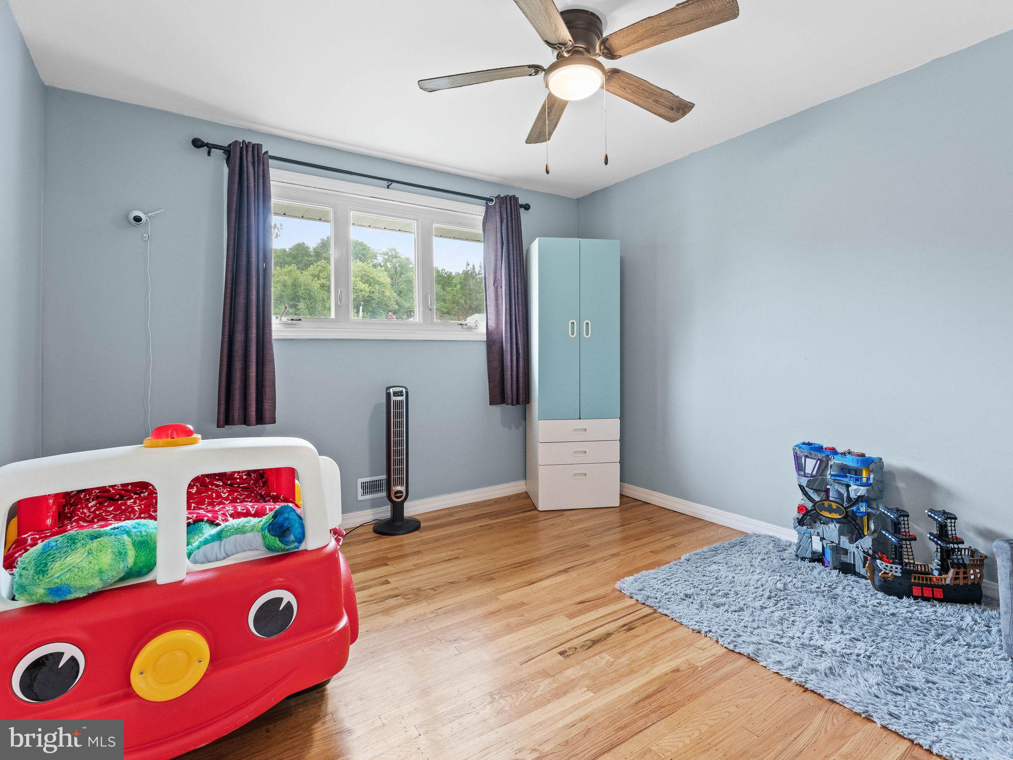1019 Edgemoor Road Cherry Hill, NJ 08034 - Photo 10 of 32