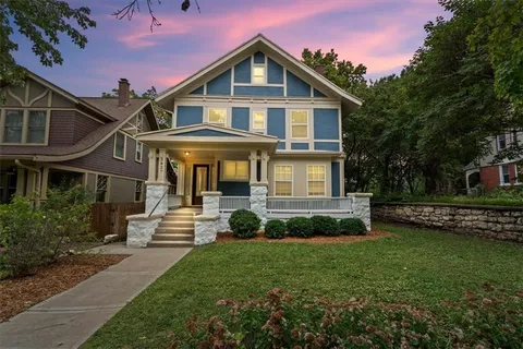 $489,000 | 2827 Campbell Street, Kansas City, MO 64109