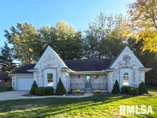 $309,900 | 3405 Piccadilly Avenue, Mount Vernon, IL 62864