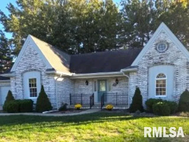 $309,900 | 3405 Piccadilly Avenue, Mount Vernon, IL 62864