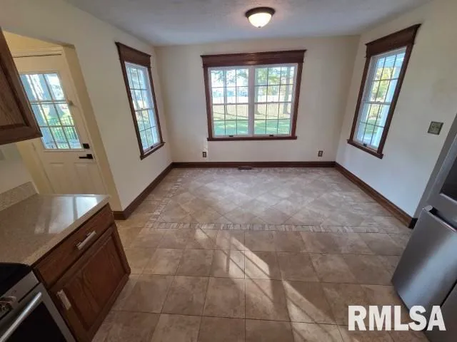 $309,900 | 3405 Piccadilly Avenue, Mount Vernon, IL 62864