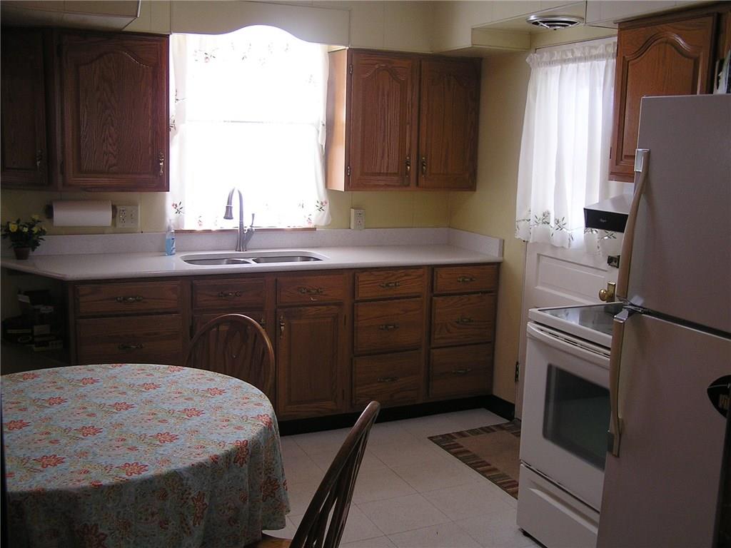 342 Redds Mill Road Charleroi, PA 15022 - Photo 4 of 16 Eat in kitchen