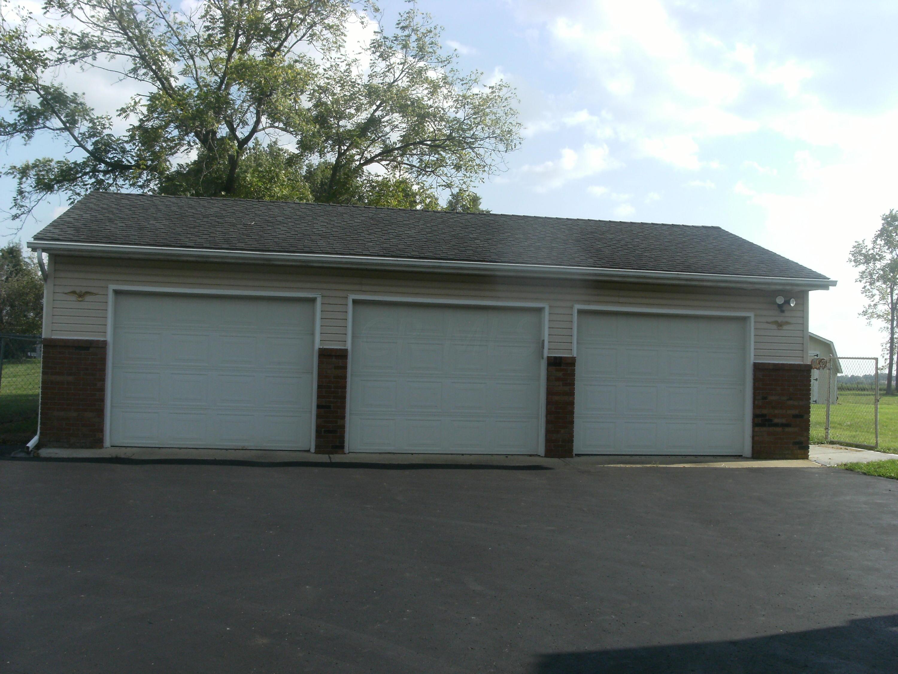 4591 Bell Station Road Circleville, OH 43113 - Photo 5 of 26